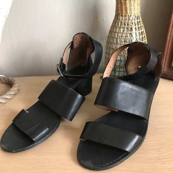 Madewell chunky strap block heel sandals - Picture 3 of 7